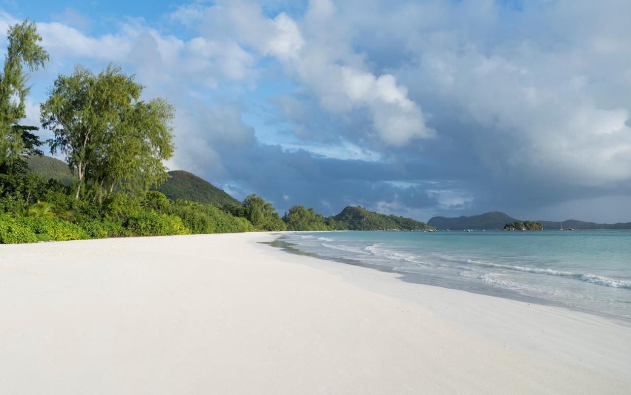 Acajou Beach Resort Anse Volbert Village Екстериор снимка