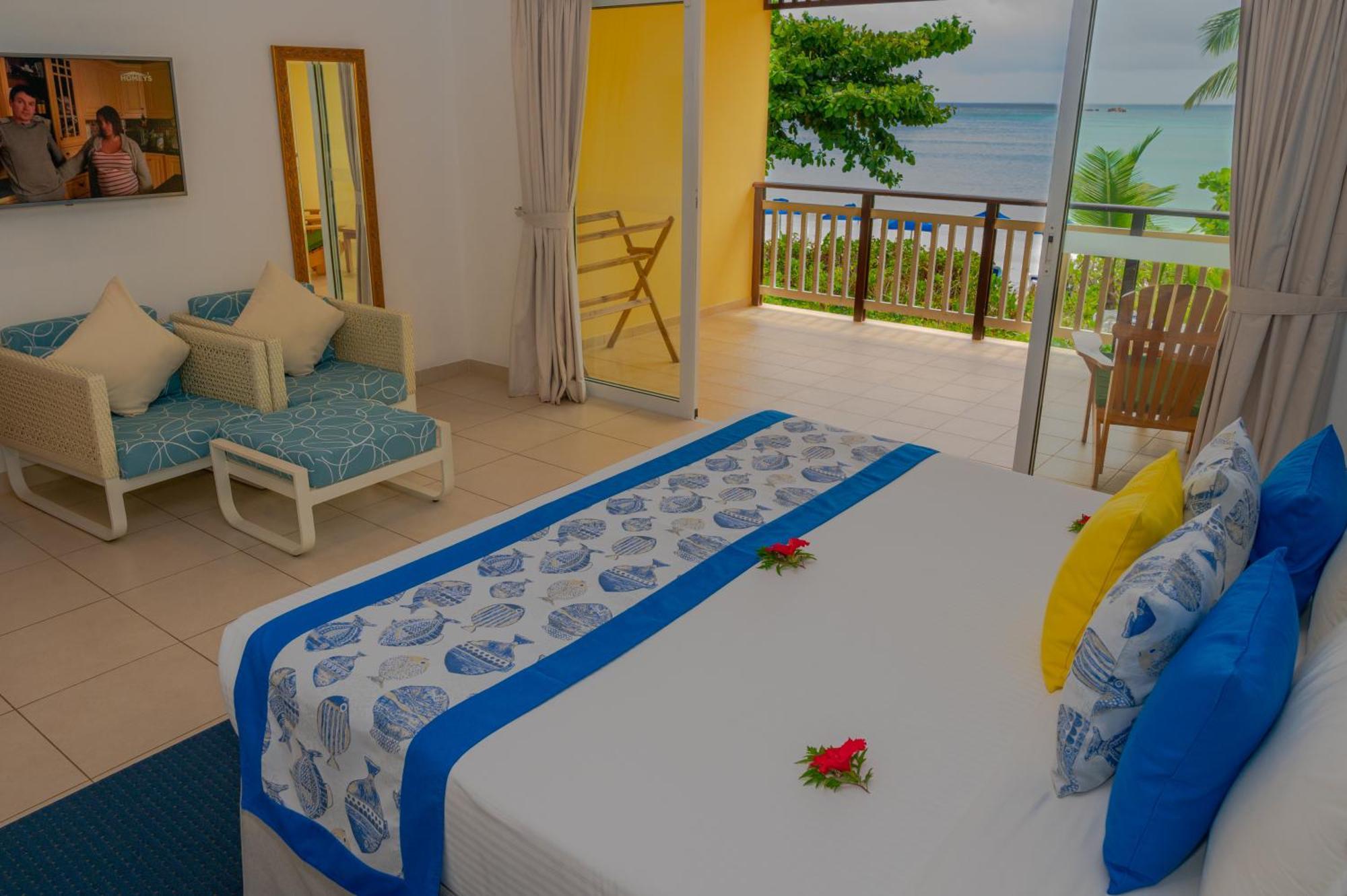 Acajou Beach Resort Anse Volbert Village Екстериор снимка